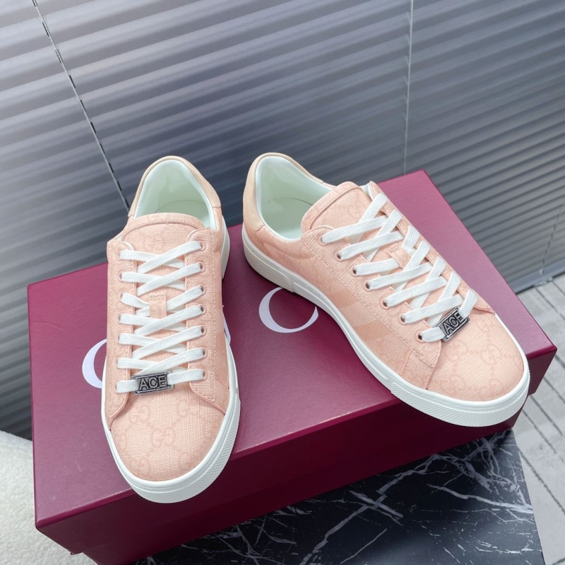 G*u*i casual shoes